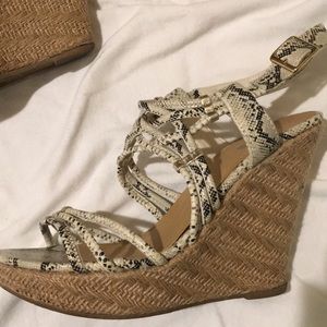 Sssssnake wedge sandals